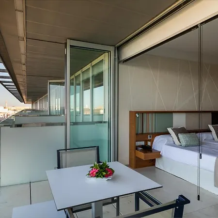 De Hotel 4*
